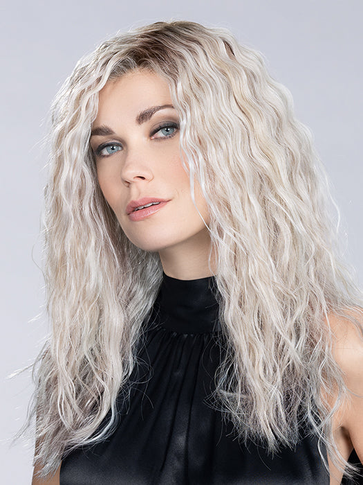 MUSIC (STYLED: WAVY) by ELLEN WILLE in METALLIC BLONDE ROOTED 60.101.51 | Pearl White, Pearl Platinum with Dark and Lightest Brown and Grey Blend with Shaded Roots