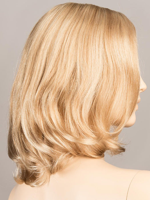 CHAMPAGNE ROOTED 24.16.22 | Lightest Ash Blonde, Medium Blonde, and Light Neutral Blonde Blend with Shaded Roots