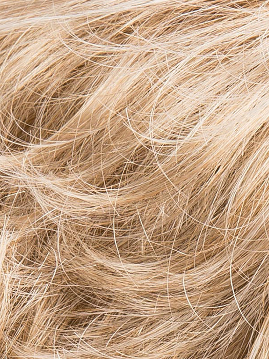 SANDY BLONDE MIX 16.22.14 | Medium Blonde and Light Neutral Blonde with Medium Ash Blonde Blend