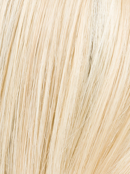 SAHARA BEIGE ROOTED 26.20.25 | Light Golden Blonde, Light Strawberry Blonde, and Lightest Golden Blonde Blend with Shaded Roots