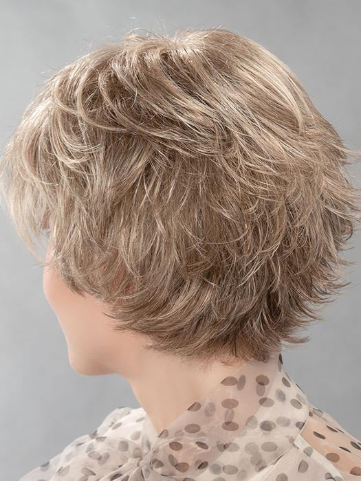 WING by ELLEN WILLE in BERNSTEIN MIX 12.26 | Lightest Brown Blended with Light Golden Blonde