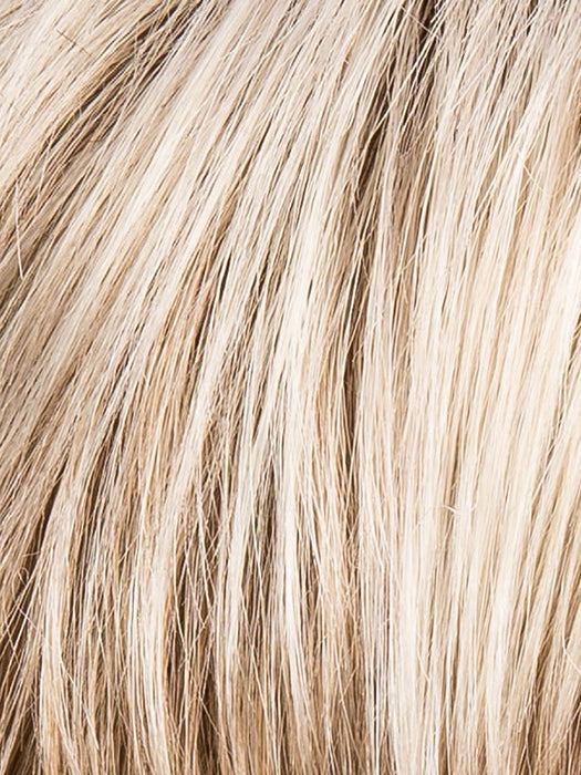 LIGHT CHAMPAGNE ROOTED - 23.24.14 | Platinum Blonde, Light Golden Blonde, Light Ash Blonde blend and Dark Roots